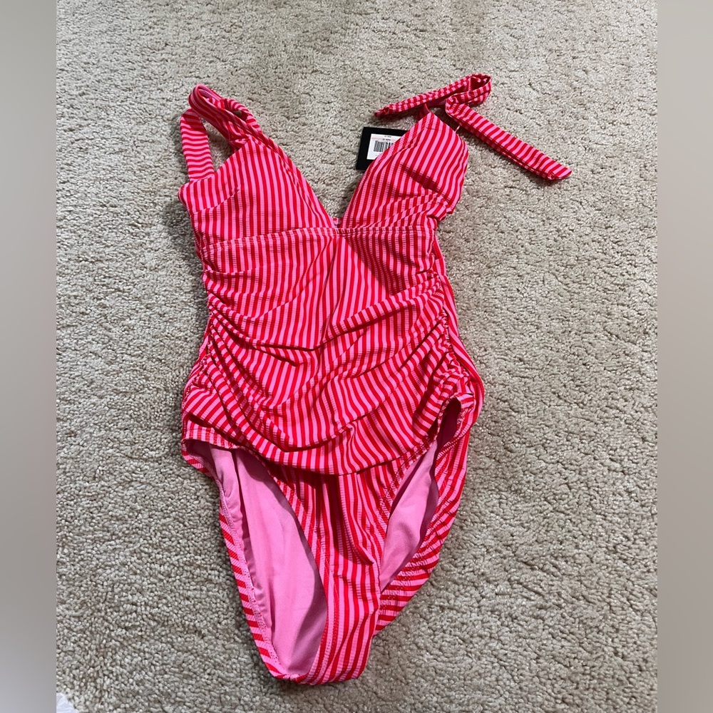 NWT ELLEN TRACY One Piece striped Swimsuit